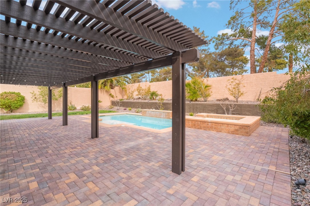 9924 Barrier Reef Drive Property Photo 28