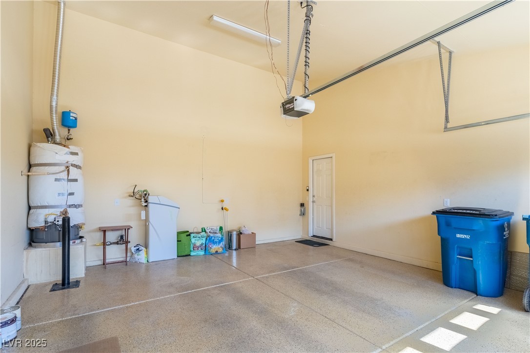 5350 Tulip Hill Avenue Property Photo 6