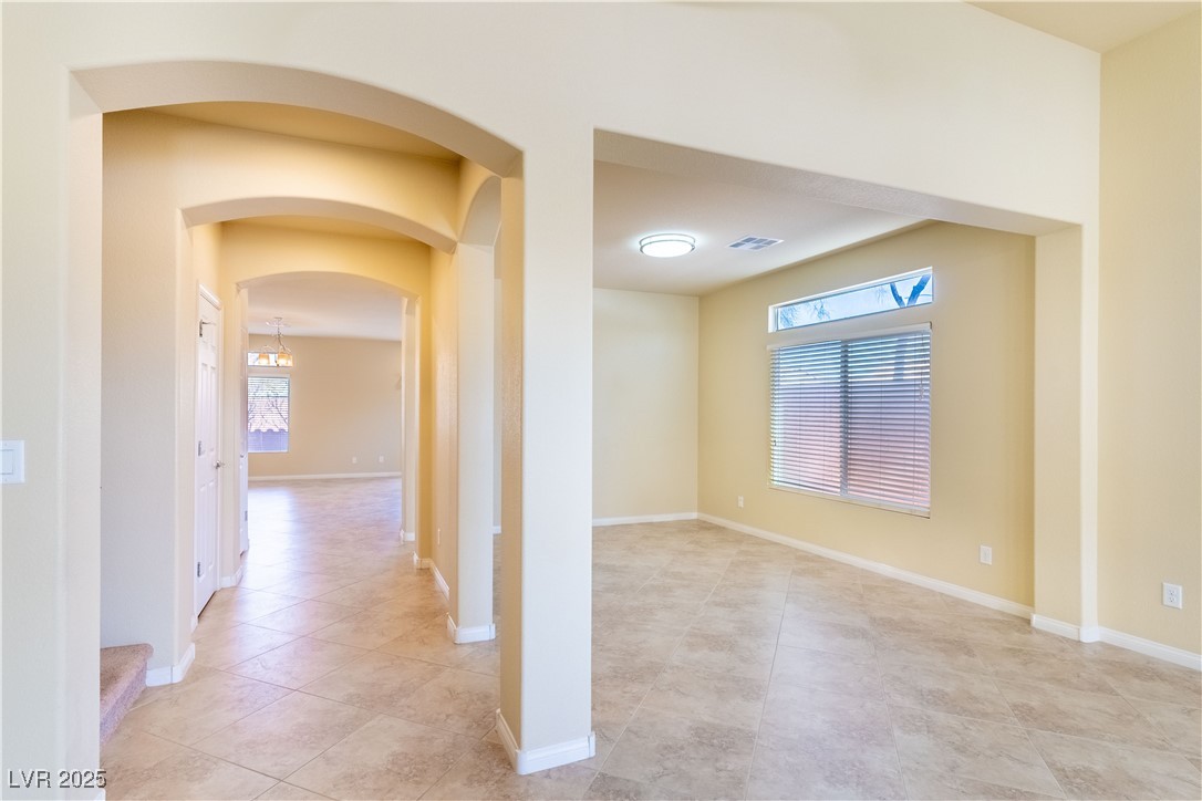 5350 Tulip Hill Avenue Property Photo 9
