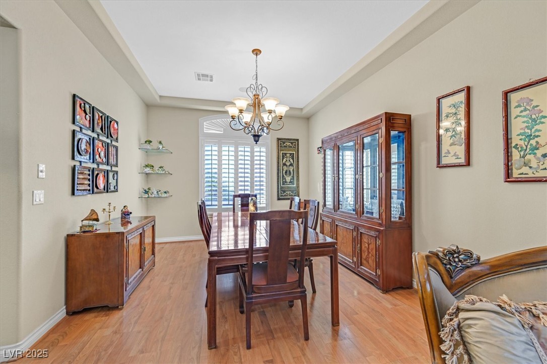 10001 Blairwood Court Property Photo 8
