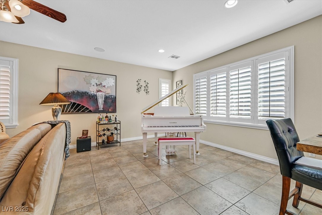 10001 Blairwood Court Property Photo 17