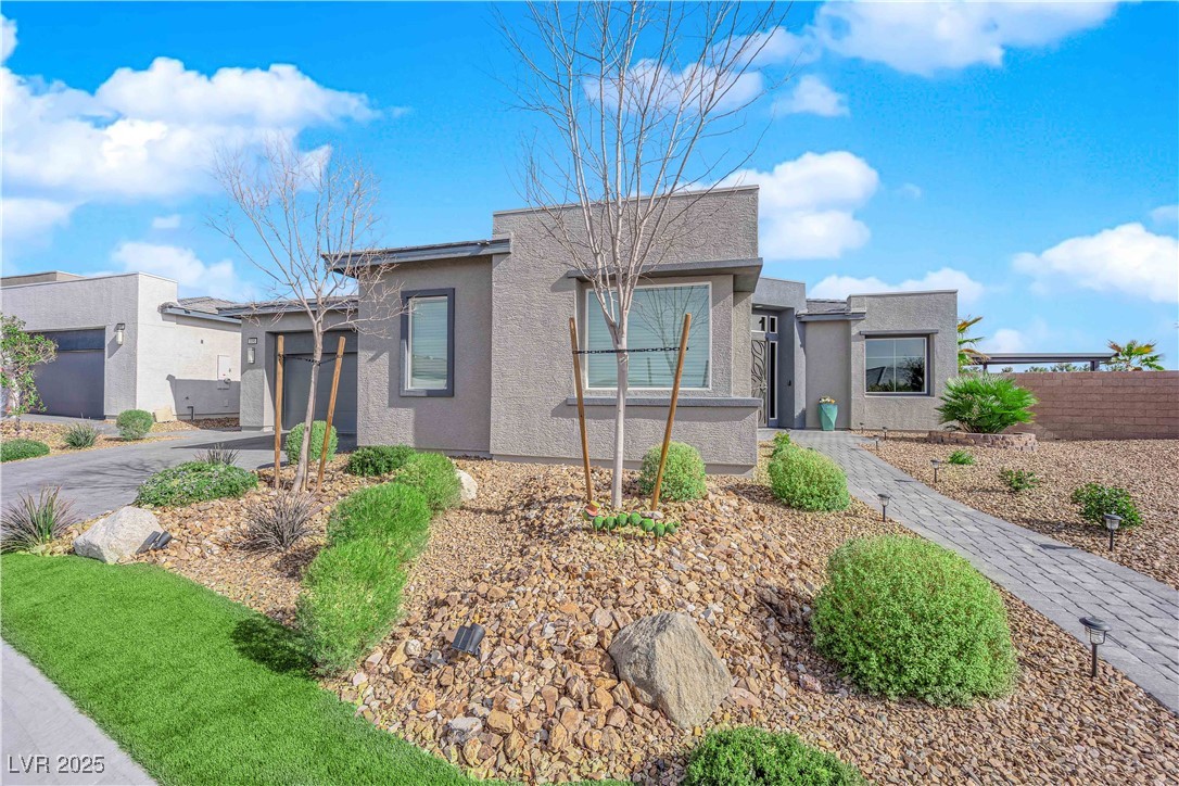 5095 East Long Leaf Court Property Photo