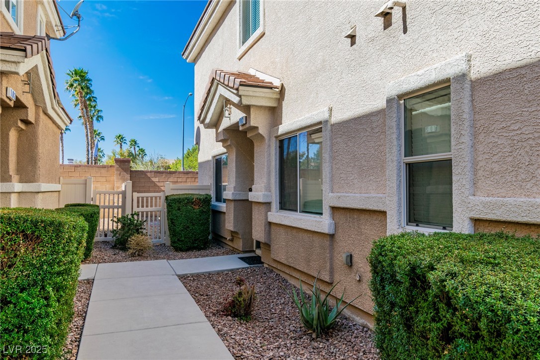 10107 Sunset Palisades Way 103 Property Photo 4