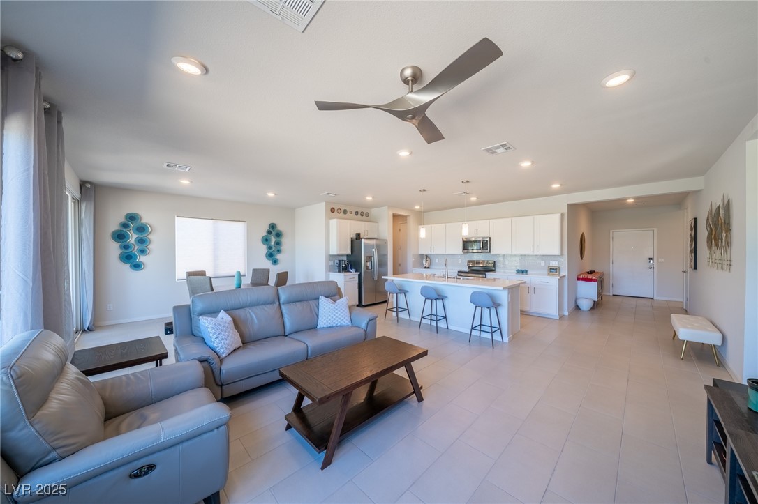 4400 East Cactus Canyon Drive Property Photo 8