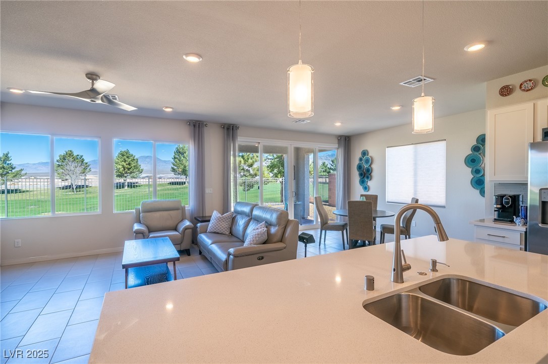 4400 East Cactus Canyon Drive Property Photo 15