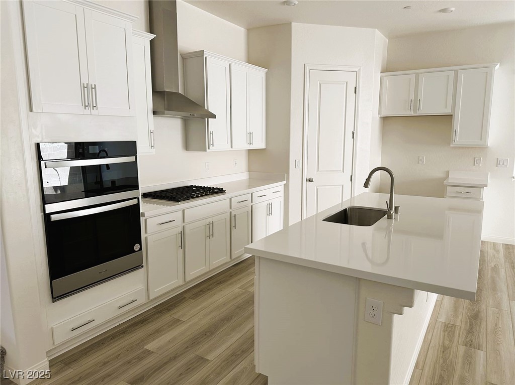 1607 Rock Kestral Street Property Photo 4
