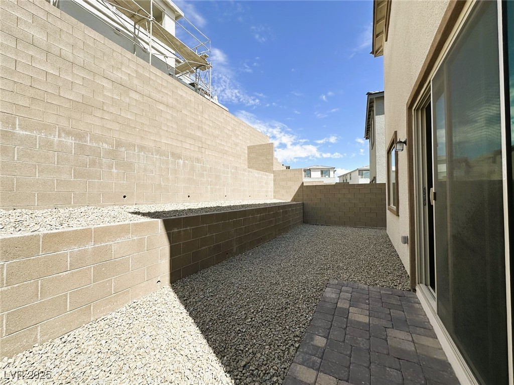 1607 Rock Kestral Street Property Photo 19