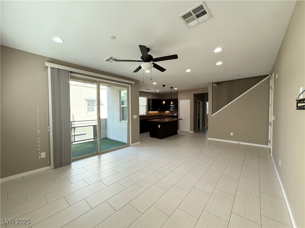 11237 Rainbow Peak Avenue 201 Property Photo 8