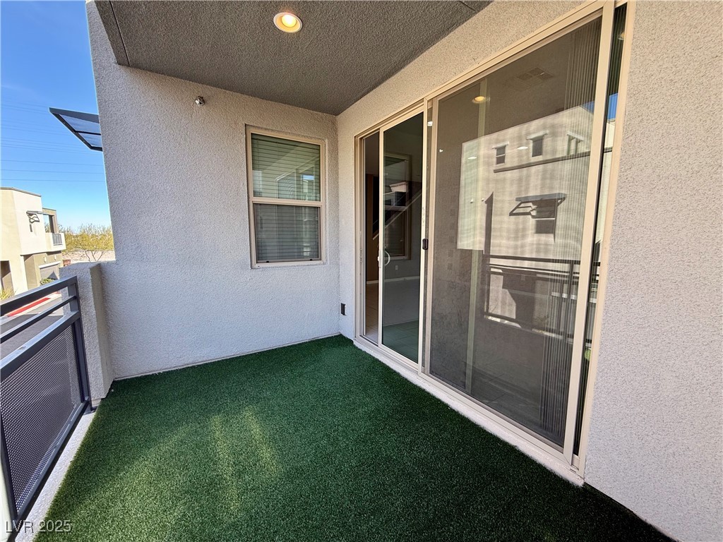11237 Rainbow Peak Avenue 201 Property Photo 21