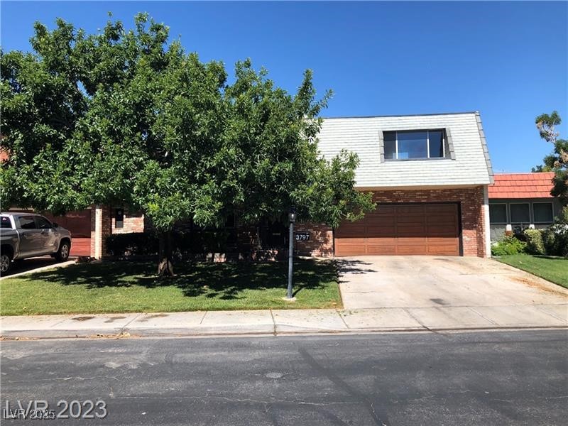 3797 Monument Street Property Photo 5