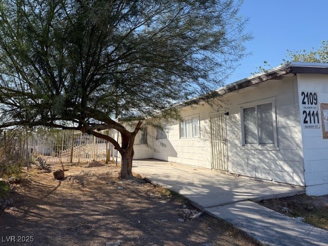 2109 Glider Street Property Photo 1