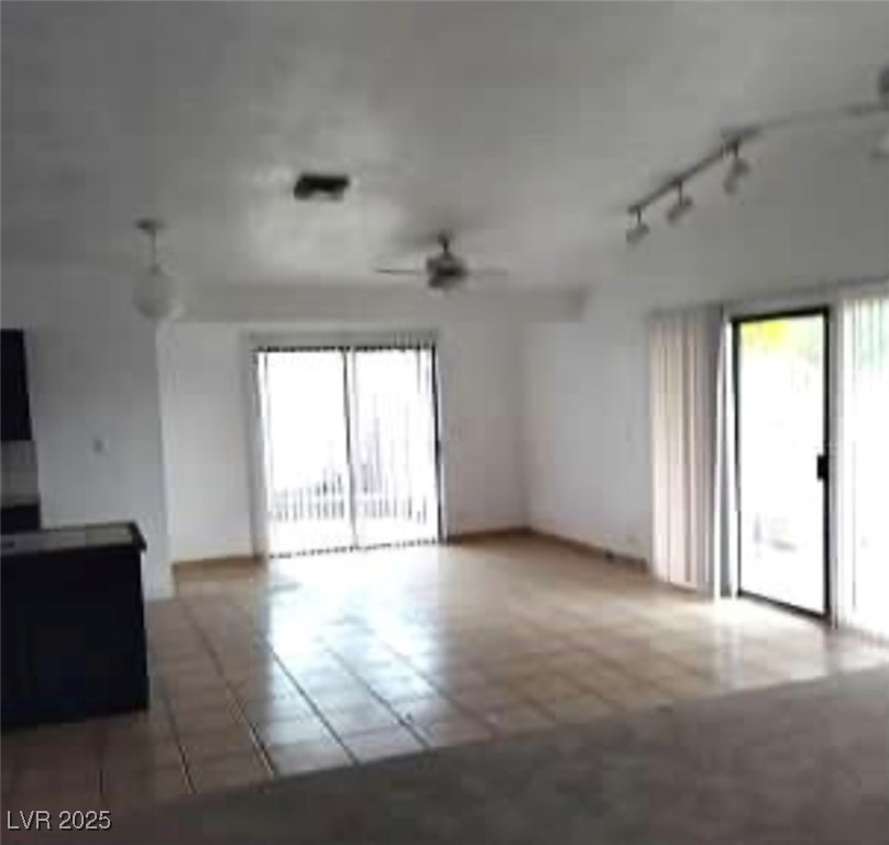 4508 West San Miguel Avenue Property Photo 8