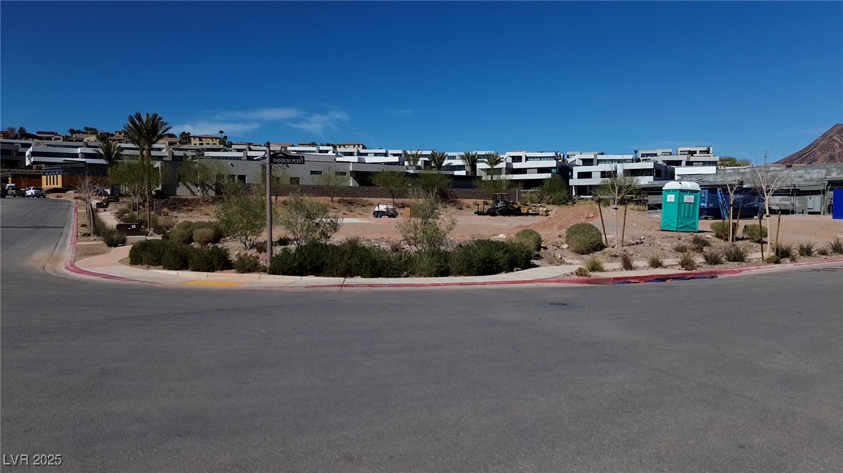 5 Rainbow Point Place Property Photo 2
