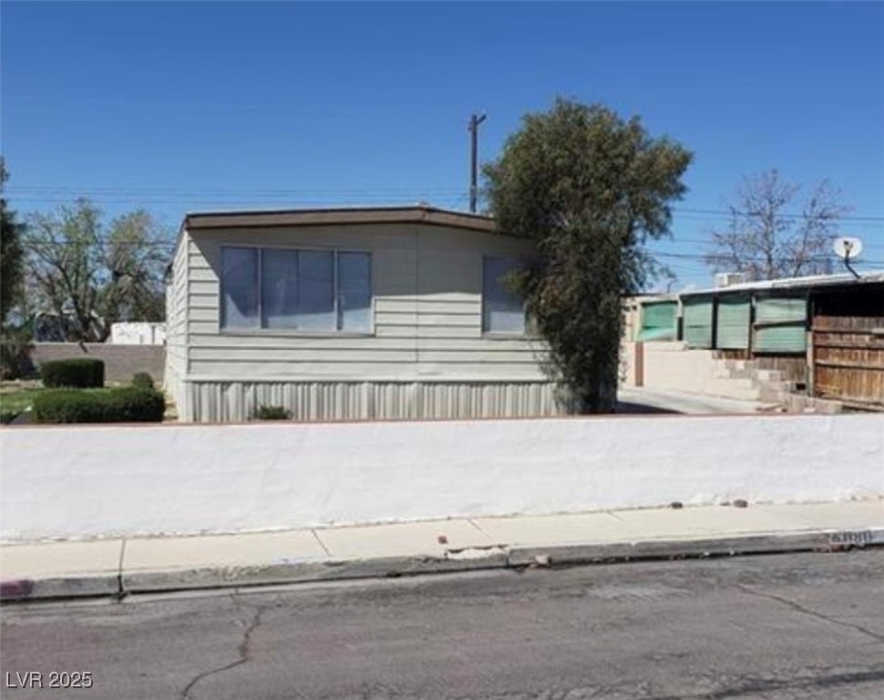 6080 GREAT SMOKY Avenue Property Photo 1