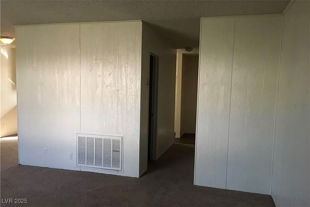 146 Greenbriar Townhouse Way Property Photo 10