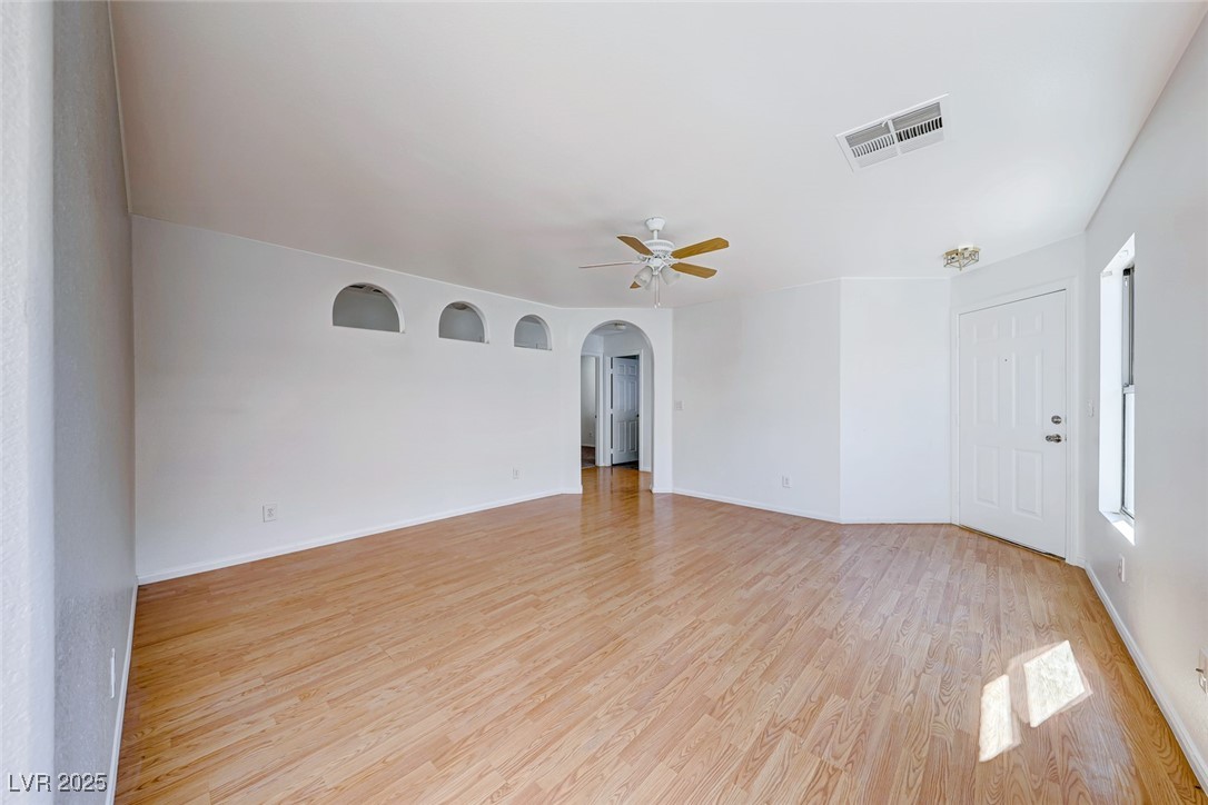 6552 Coldwater Bay Drive Property Photo 4