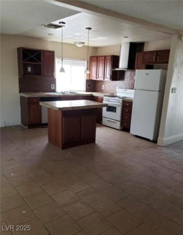 3908 Montebello Avenue Property Photo 8
