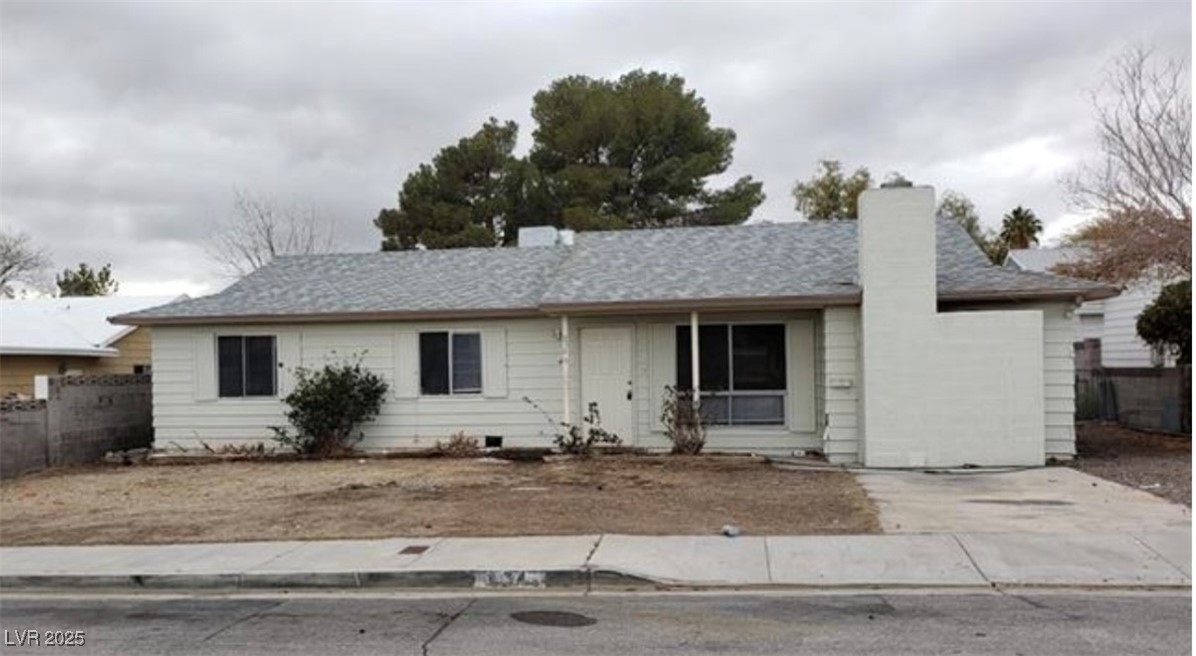 834 Benita Place Property Photo