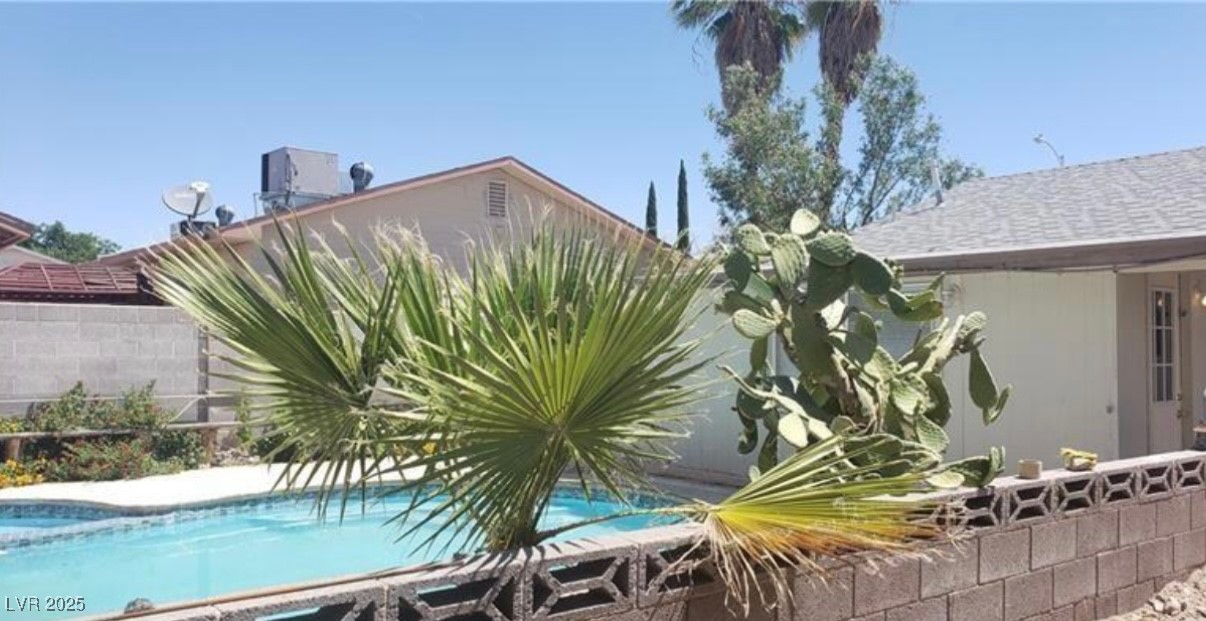 834 Benita Place Property Photo 22