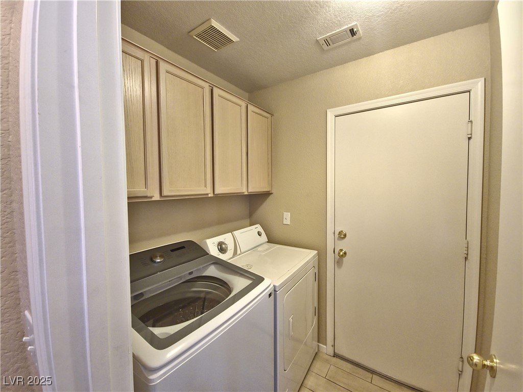718 Peach Coral Street Property Photo 10