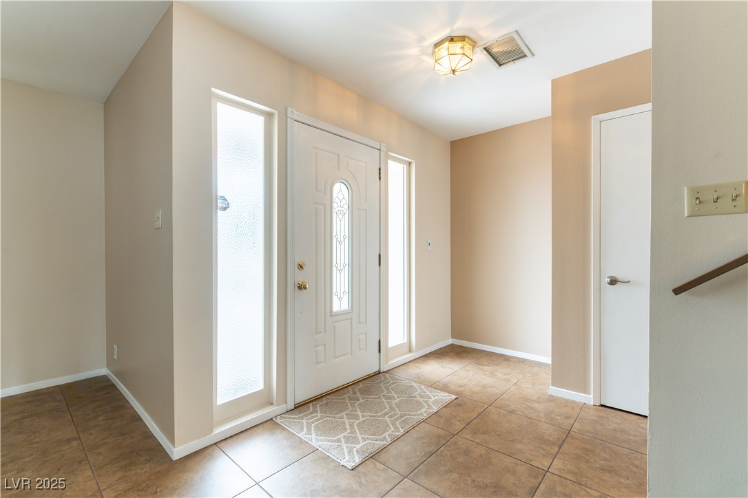 4690 San Benito Street Property Photo 5