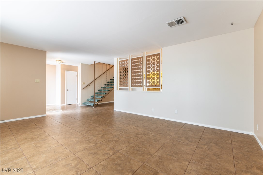 4690 San Benito Street Property Photo 7