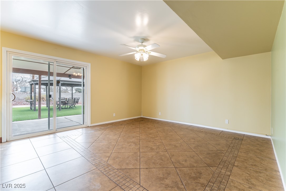 4690 San Benito Street Property Photo 11