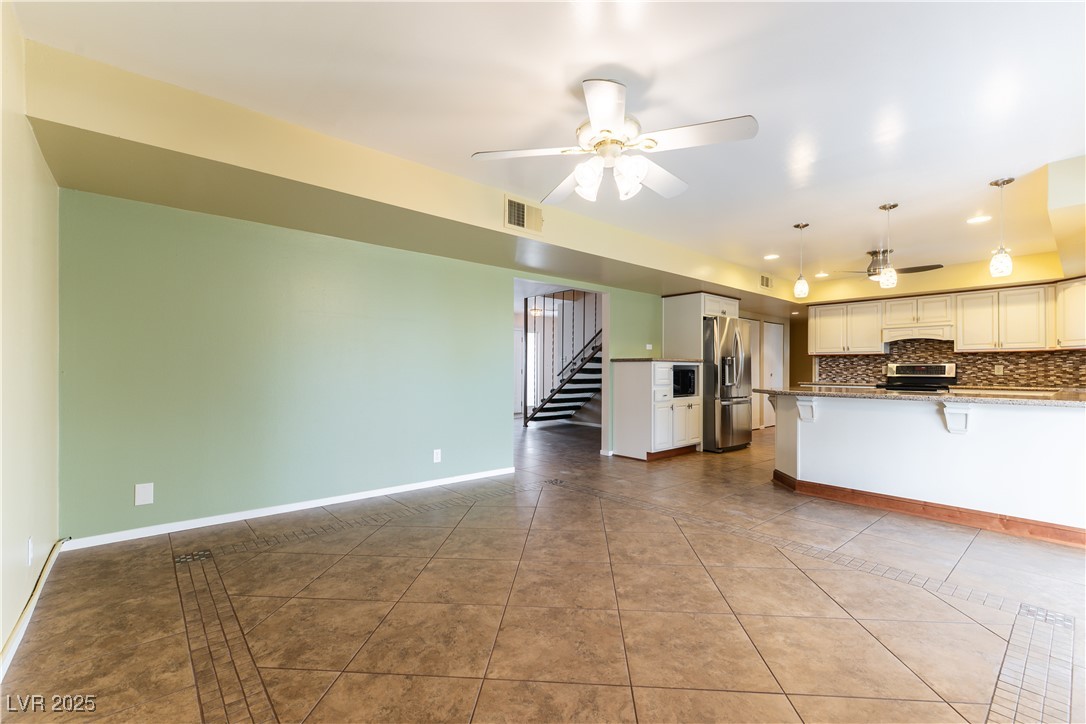 4690 San Benito Street Property Photo 12
