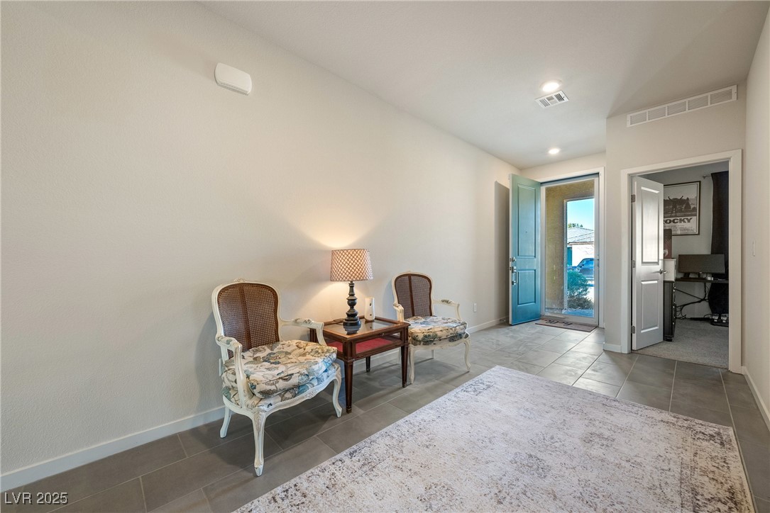 5467 Eleganza Avenue Property Photo 3