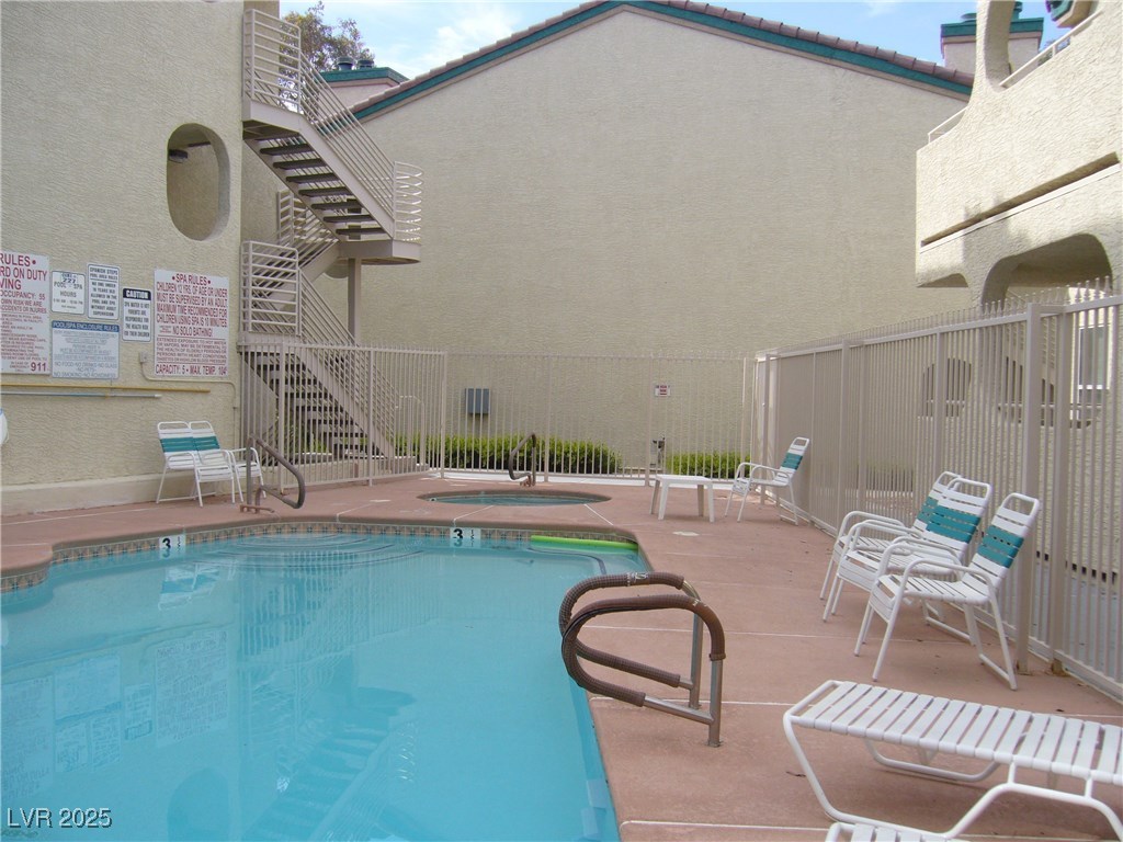 701 Capri Drive 10c Property Photo