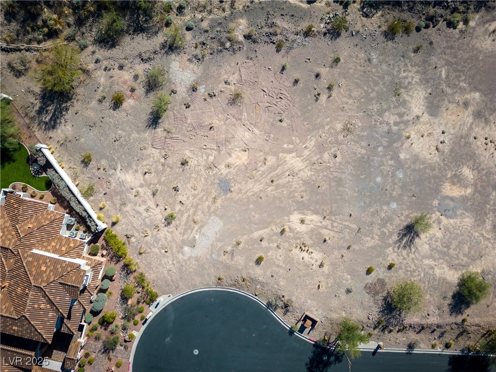 5 Via Vittorio Place Property Photo 8