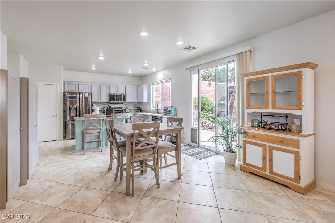 6736 Sugarbird Court Property Photo 10