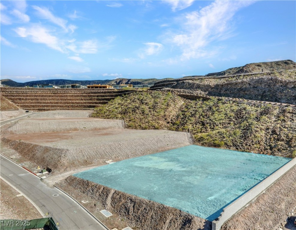 5 Horseshoe Rock Court Property Photo 1
