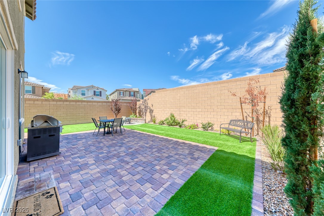 8502 Torozo Avenue Property Photo 30