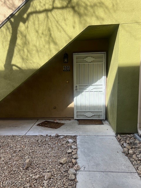 1842 North Decatur Boulevard 101 Property Photo 1