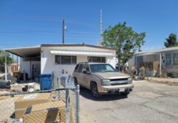 5580 East Carey Avenue Property Photo 1