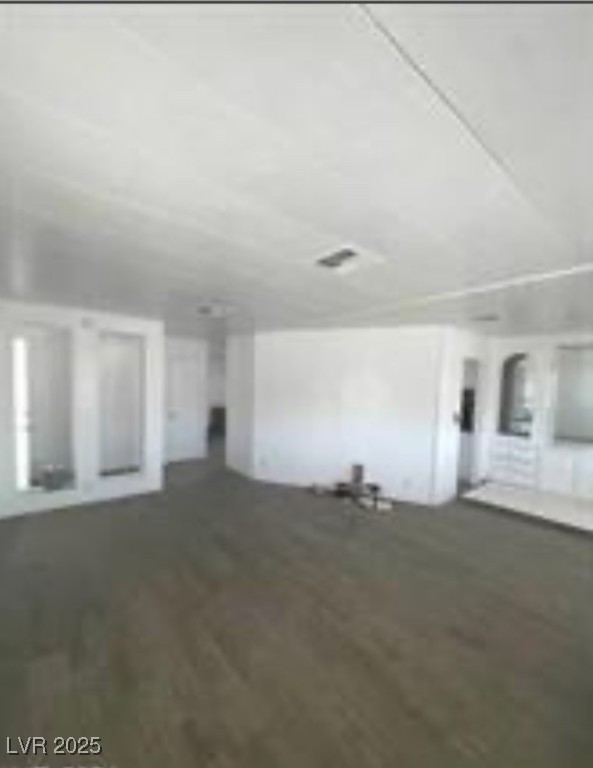 5580 East Carey Avenue Property Photo 5