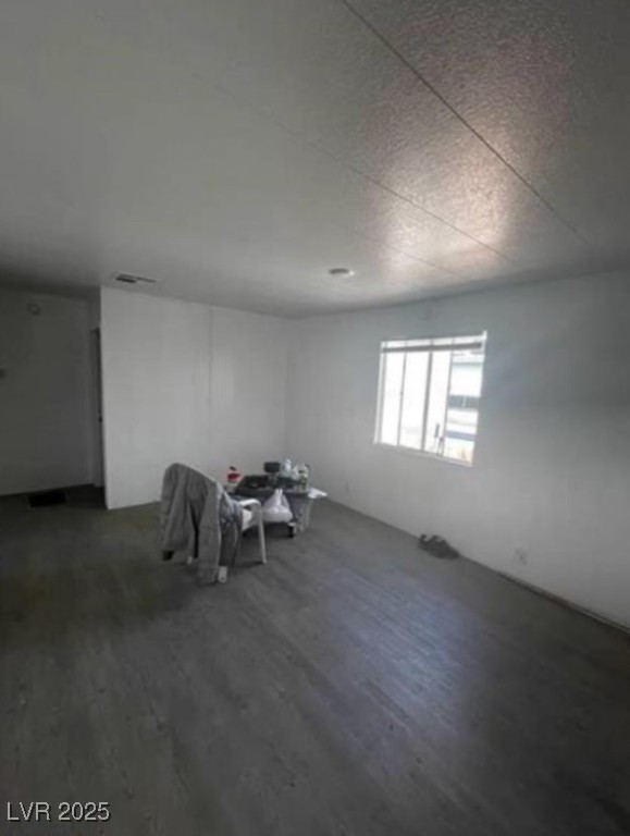 5580 East Carey Avenue Property Photo 9