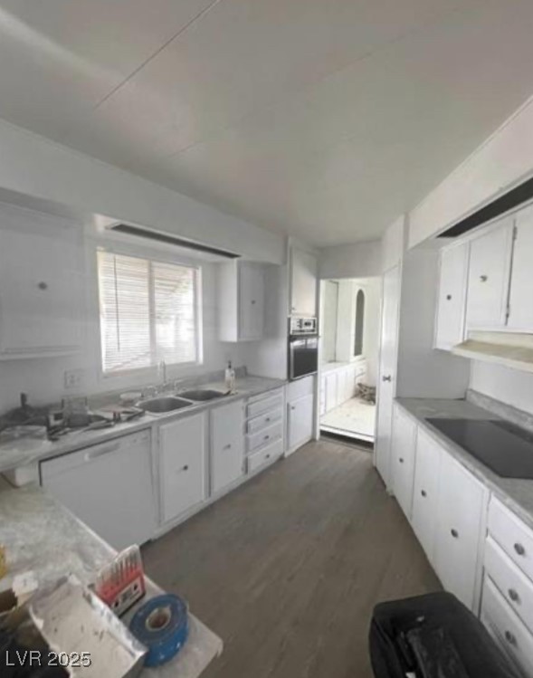 5580 East Carey Avenue Property Photo 10