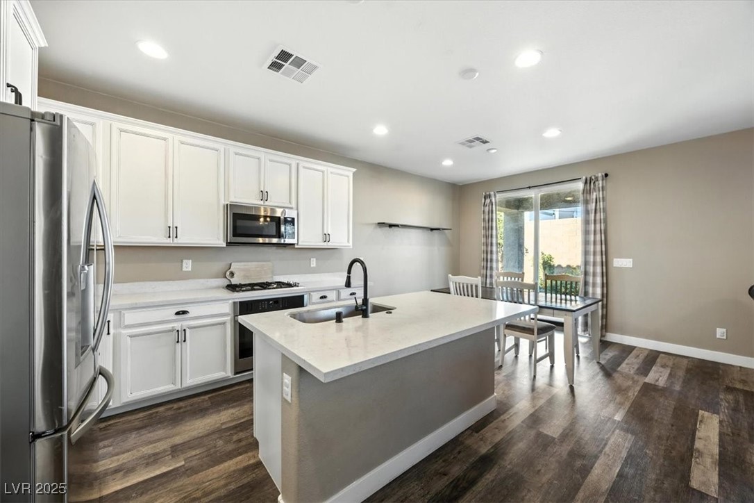 6308 Gulf Waters Street Property Photo 16
