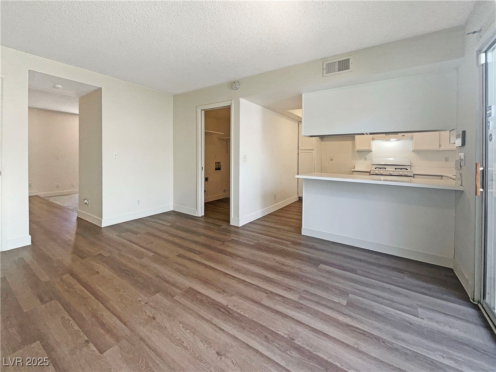 5383 Mountain Vista Street 20 Property Photo 11
