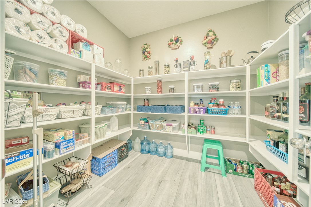 4680 Peppertree Street Property Photo 16
