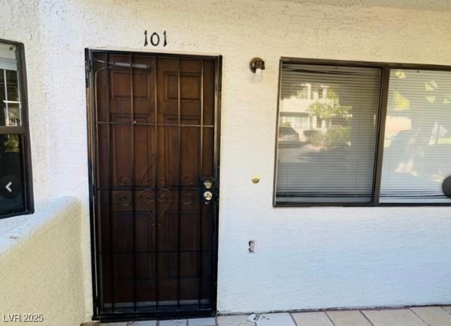 2724 Otter Creek Court 101 Property Photo 4