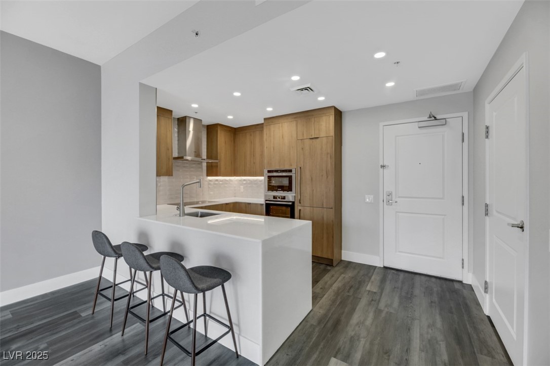 Allure Condo Real Estate Listings Main Image