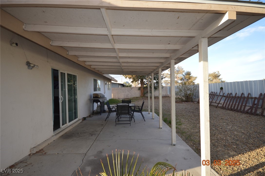 301 Falcon Lane Property Photo 3