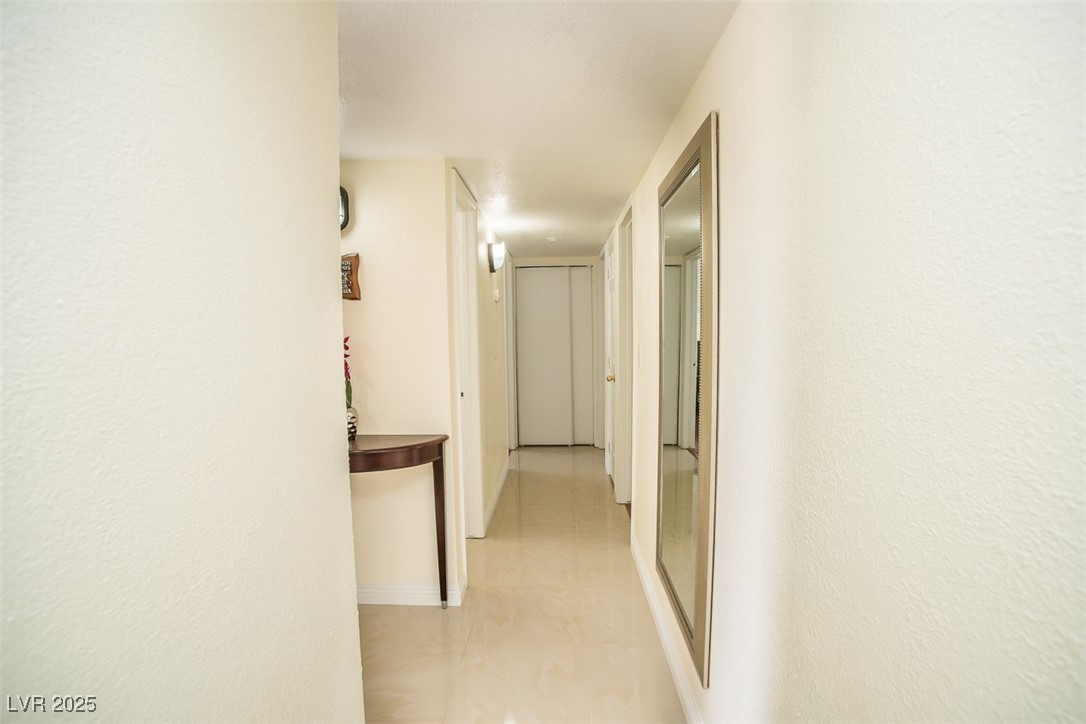 301 Falcon Lane Property Photo 19