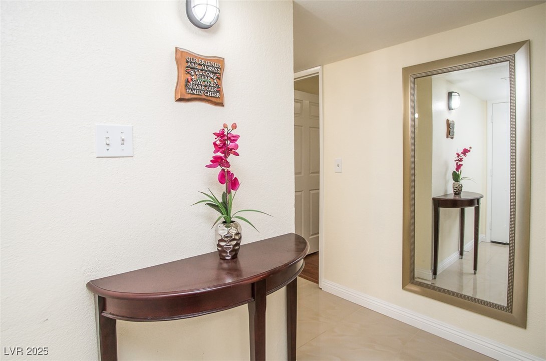 301 Falcon Lane Property Photo 22