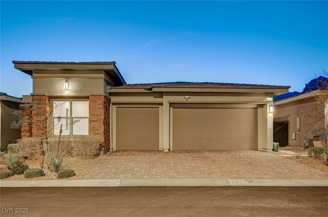 463 Harmony Bay Avenue Property Photo