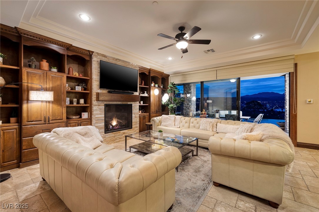 10 Via Potenza Court Property Photo 6
