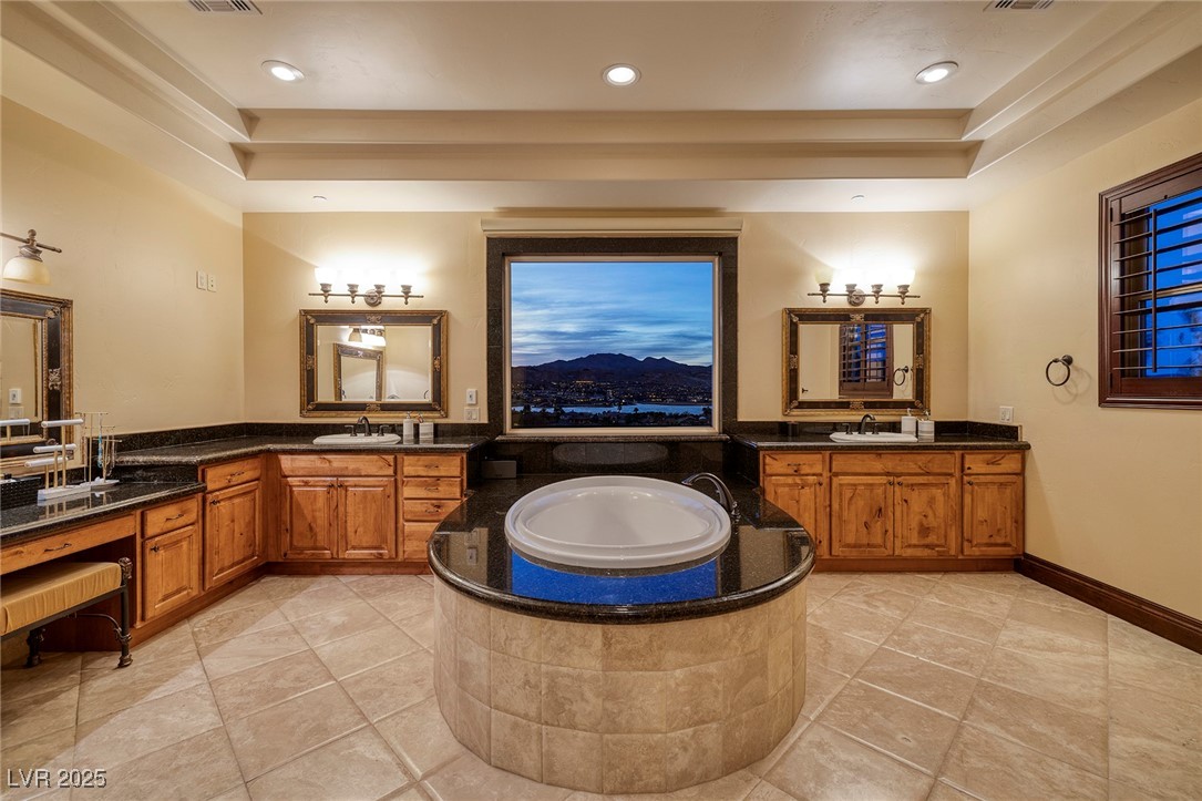 10 Via Potenza Court Property Photo 30